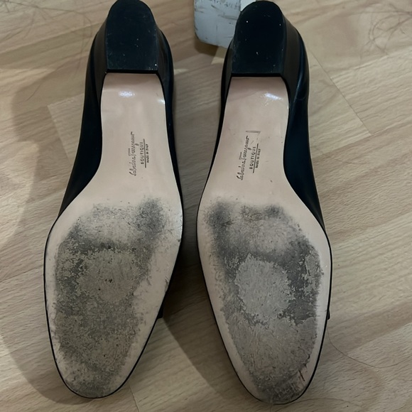 LIKE NEW Ballet small healed Salvatore Ferragamo’s - Picture 3 of 4